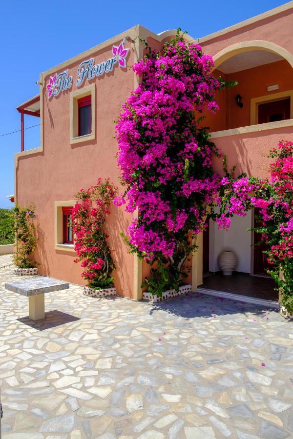 Pension The Flower Иа Екстериор снимка